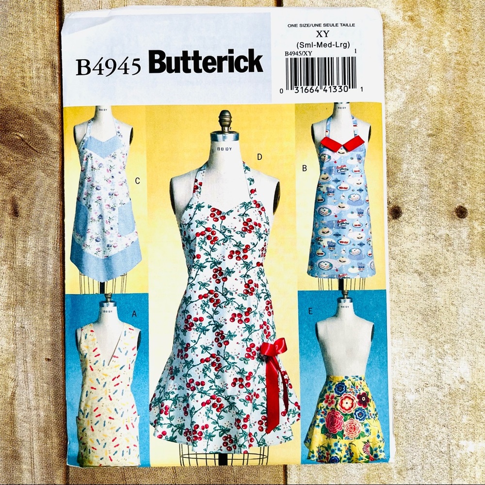 Butterick Sewing Pattern Aprons #B4945